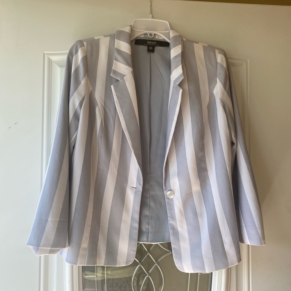 Kensie Striped Blazer